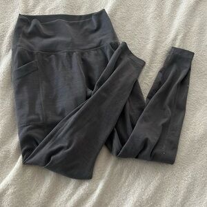 grey athletic leggings